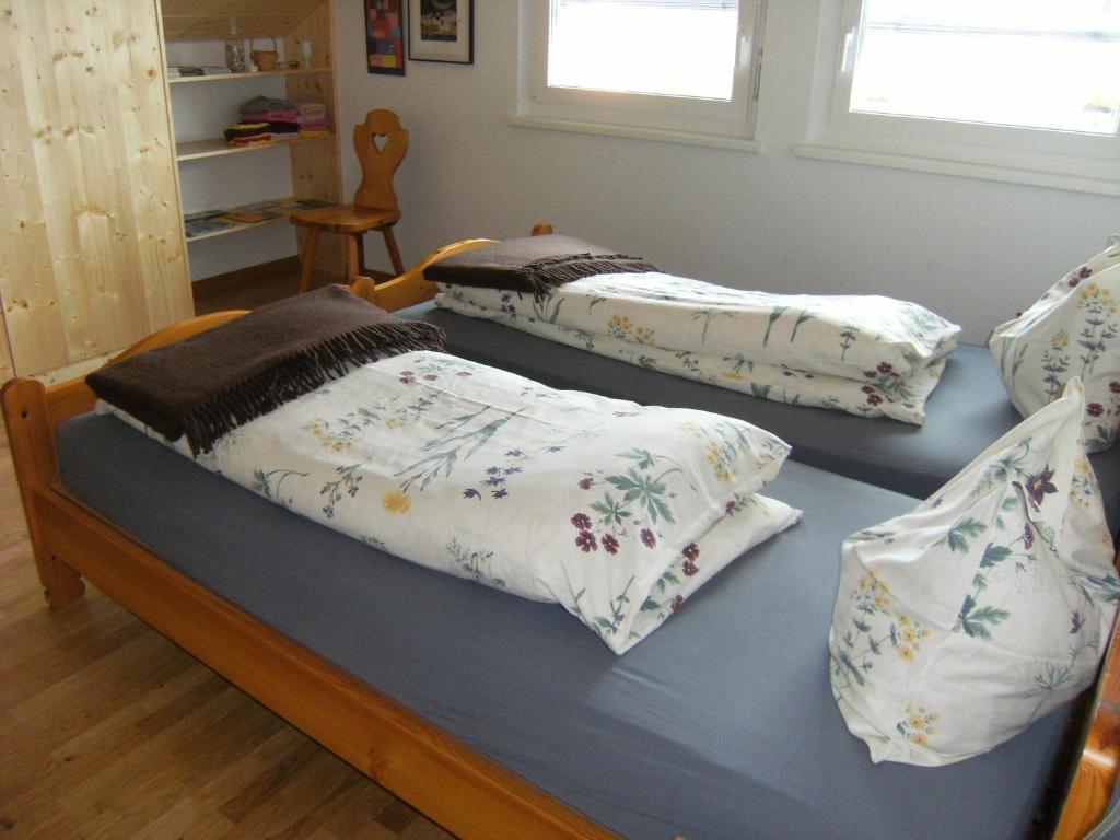 Appartement De Vacances Niederer La Côte-aux-Fées Bagian luar foto